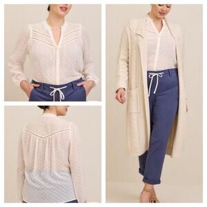 Torrid Top Sz 4 Ivory Clip Dot Eyelet Yoke Button Front Boho Fairycore 4X